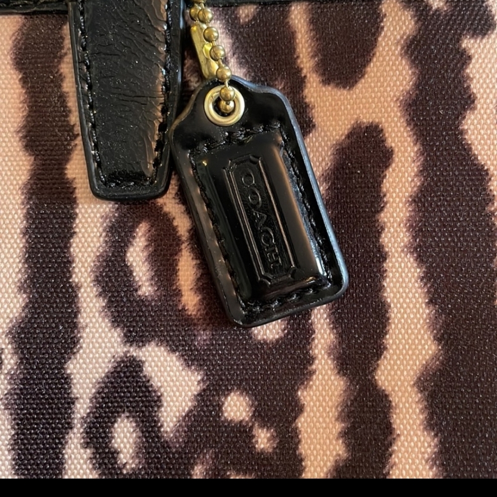 Coach Bag - Picture 4 of 5